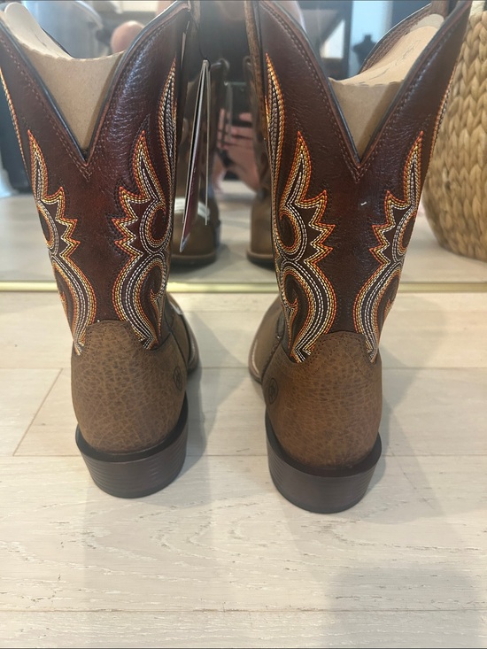 Ariat Stonebrook Western Cowboy Boots Men’s 9 EE Wide Earth Spiced Papaya NWT